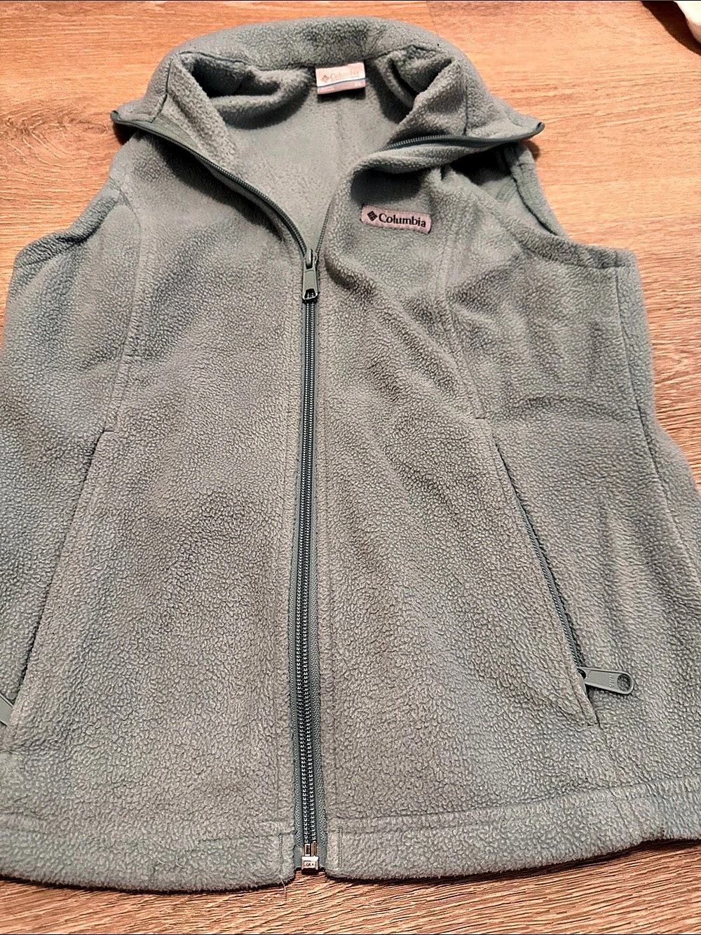 Columbia Women'Small Benton Springs Hooded Fleece Vest Green Small